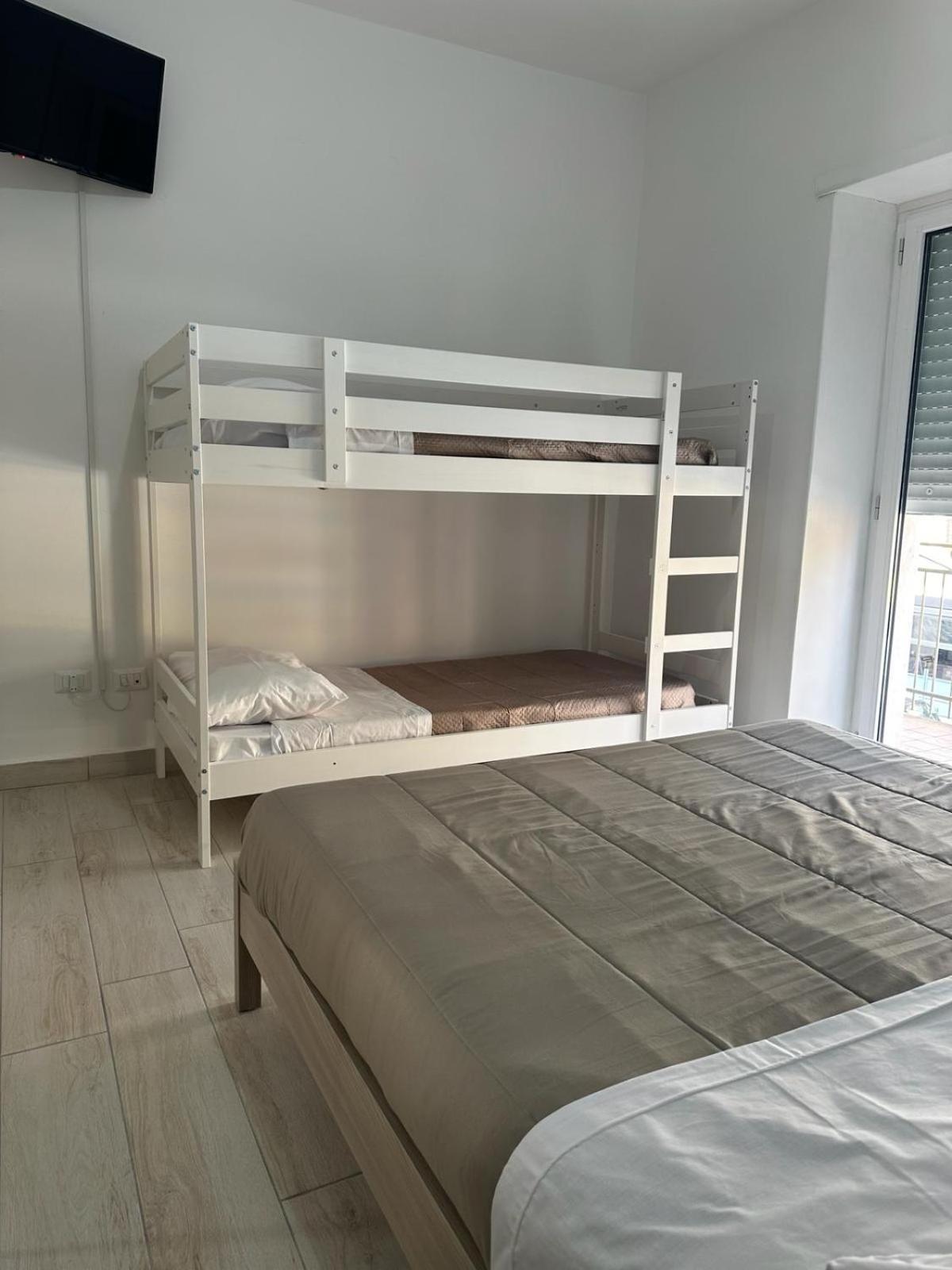 Апартаменты Rent House Scauri Минтурно Экстерьер фото